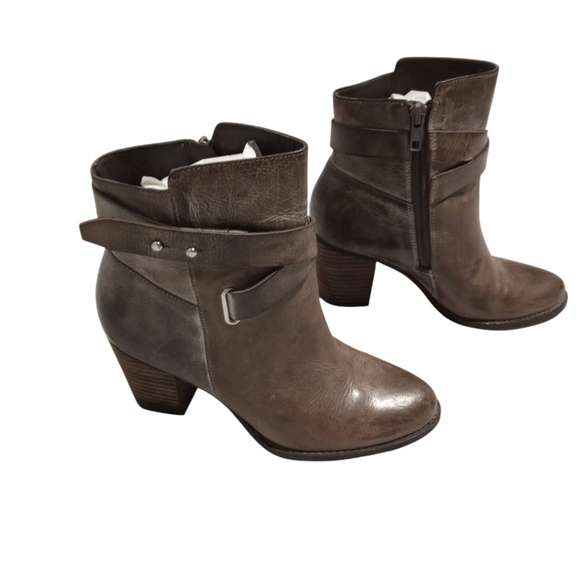 Arturo Chiang Brown Leather Ankle Boots Strap Buckle Side Zip Booties Women’s 7 - Picture 3 of 6